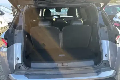 Photo 36 Peugeot 5008  Hybrid 145 e-DCS6