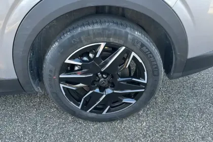 Photo 20 Peugeot 5008  Hybrid 145 e-DCS6