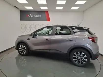 Photo 5 Renault Captur  E-Tech full hybrid 145