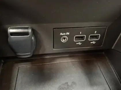 Photo 41 Renault Captur  E-Tech full hybrid 145