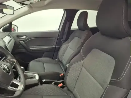 Photo 36 Renault Captur  E-Tech full hybrid 145