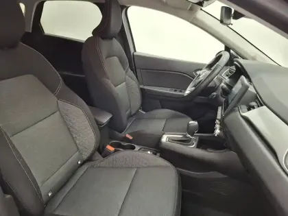 Photo 27 Renault Captur  E-Tech full hybrid 145