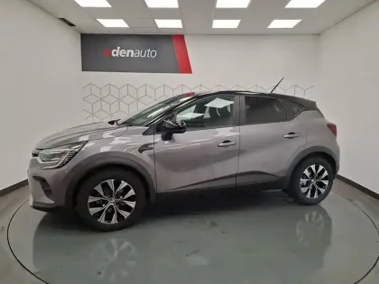 Photo 7 Renault Captur  E-Tech full hybrid 145