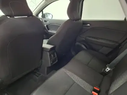 Photo 127 Renault Captur  E-Tech full hybrid 145