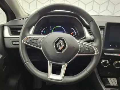 Photo 129 Renault Captur  E-Tech full hybrid 145