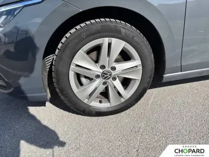 Photo 23 Volkswagen Golf Gén. VIII Ph1 Life Plus 5