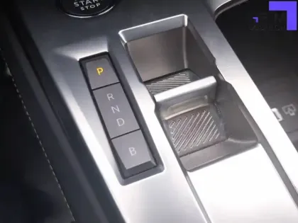 Photo 9 Peugeot 308 Gén. III Ph1 GT 5