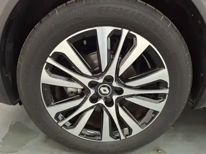 Photo 24 Renault Captur  E-Tech full hybrid 145