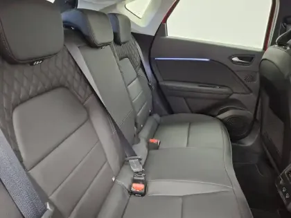 Photo 13 Renault Captur  E-Tech full hybrid 145