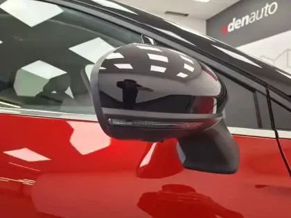 Photo 21 Renault Captur  E-Tech full hybrid 145