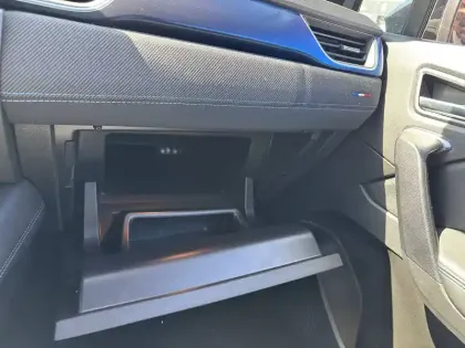 Photo 38 Renault Symbioz  E-Tech full hybrid 145