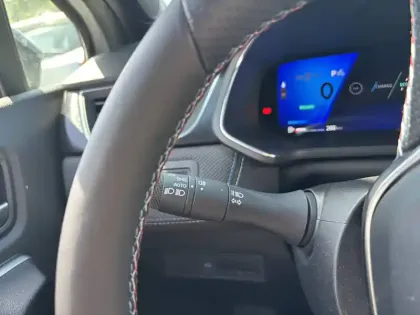 Photo 25 Renault Symbioz  E-Tech full hybrid 145