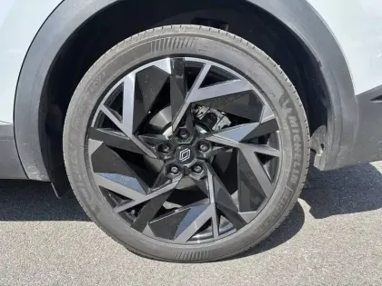 Photo 7 Renault Symbioz  E-Tech full hybrid 145