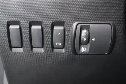 Photo 13 Renault Twingo Gén. III (C07) Ph2 NG Equilibre 5