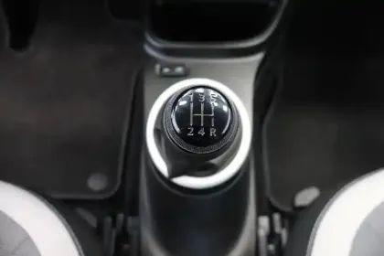 Photo 12 Renault Twingo Gén. III (C07) Ph2 NG Equilibre 5