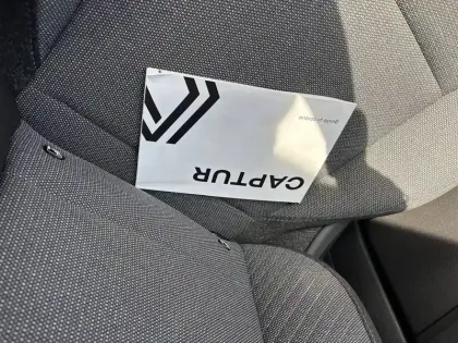 Photo 44 Renault Captur  E-Tech full hybrid 145 ch