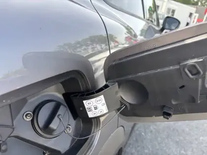 Photo 12 Renault Captur  E-Tech full hybrid 145 ch