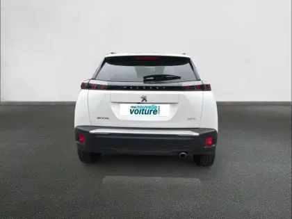 Photo 52 Peugeot 2008  BlueHDi 130 S&S EAT8