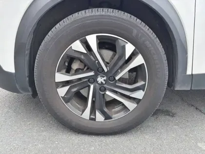 Photo 36 Peugeot 2008  BlueHDi 130 S&S EAT8