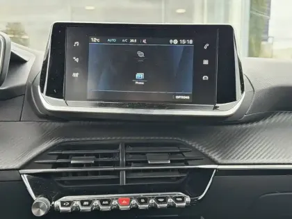 Photo 19 Peugeot 2008 Gén. II Ph1 NG Allure Pack 5