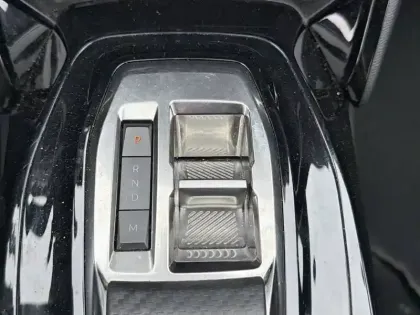 Photo 13 Peugeot 2008 Gén. II Ph1 NG Allure Pack 5