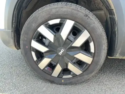 Photo 18 Dacia Spring Gén. I (BBG) Ph3 Expression 5