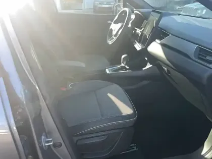 Photo 13 Renault Captur  E-Tech full hybrid 145 ch