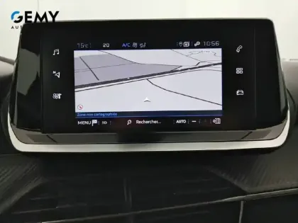 Photo 61 Peugeot 2008  PureTech 130 S&S EAT8