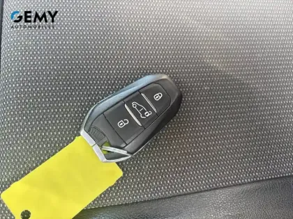 Photo 22 Opel Vivaro  FGN L2 2.0 DIESEL 180 CH BVA8