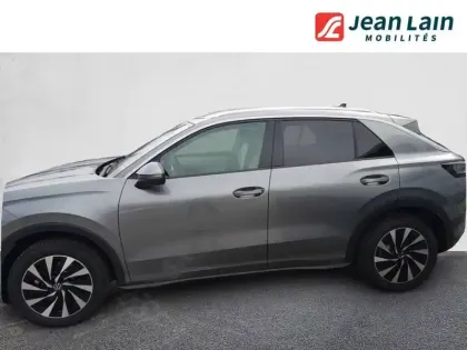 Photo 25 Volkswagen T-roc  1.5 eTSI EVO2 Hybrid 150 ch DSG7