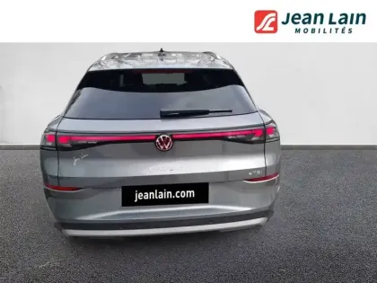 Photo 22 Volkswagen T-roc  1.5 eTSI EVO2 Hybrid 150 ch DSG7