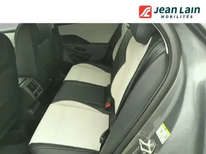 Photo 34 Volkswagen T-roc  1.5 eTSI EVO2 Hybrid 150 ch DSG7