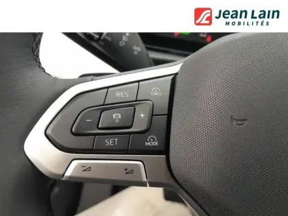 Photo 47 Volkswagen T-roc  1.5 eTSI EVO2 Hybrid 150 ch DSG7