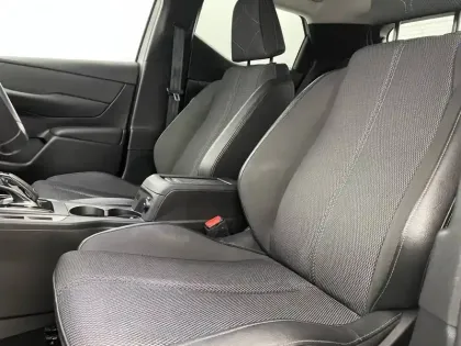 Photo 31 Peugeot 208  PureTech 100 S&S EAT8