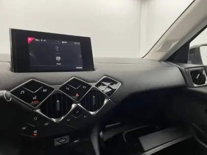 Photo 27 Peugeot 208  PureTech 100 S&S EAT8