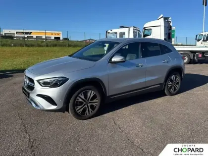 Photo 24 Mercedes GLA  250 e 8G-DCT