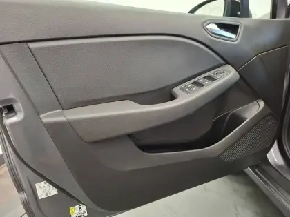 Photo 20 Renault Clio Gén. V (BJA) Ph2 Evolution 5