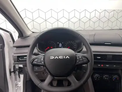 Photo 28 Dacia Sandero  SCe 65