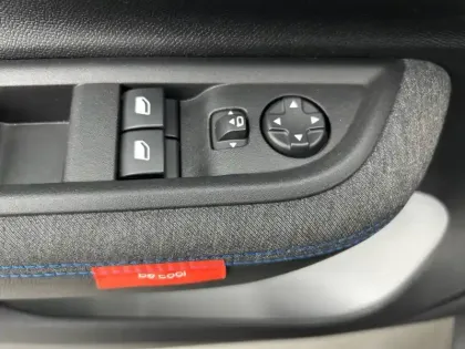 Photo 14 Citroën C3  Turbo 100 ch BVM6