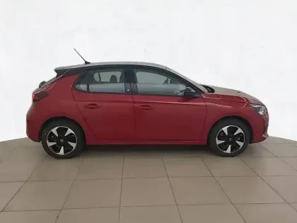 Photo 75 Opel Corsa  Electrique 136 ch & Batterie 50 kWh