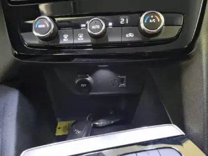 Photo 24 Opel Mokka  Electrique 136 ch & Batterie 50 kWh