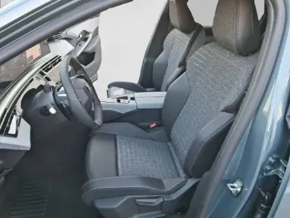 Photo 10 Peugeot 5008  Electrique 230 ch 97 kWh Grande autonomie