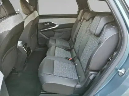 Photo 11 Peugeot 5008  Electrique 230 ch 97 kWh Grande autonomie