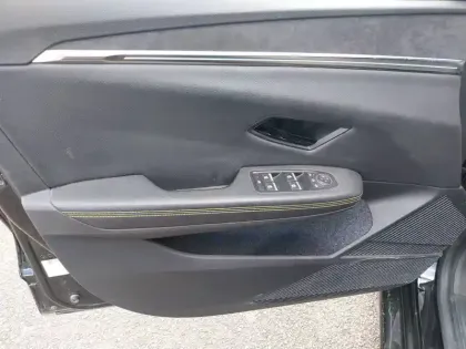 Photo 13 Renault Megane  E-Tech EV60 220 ch super charge