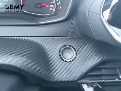 Photo 55 Peugeot 208  PureTech 100 S&S EAT8