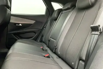 Photo 67 Peugeot 3008  Puretech 130ch S&S EAT8