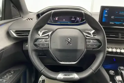 Photo 10 Peugeot 3008 Gén. II Ph2 GT 5