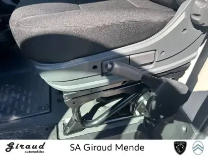 Photo 54 Citroën Jumper  FOURGON TOLE 33 L2H1 140 S&S BVM6