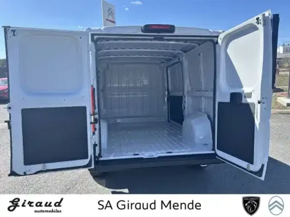 Photo 49 Citroën Jumper  FOURGON TOLE 33 L2H1 140 S&S BVM6