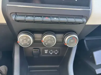 Photo 38 Renault Clio  TCe 90